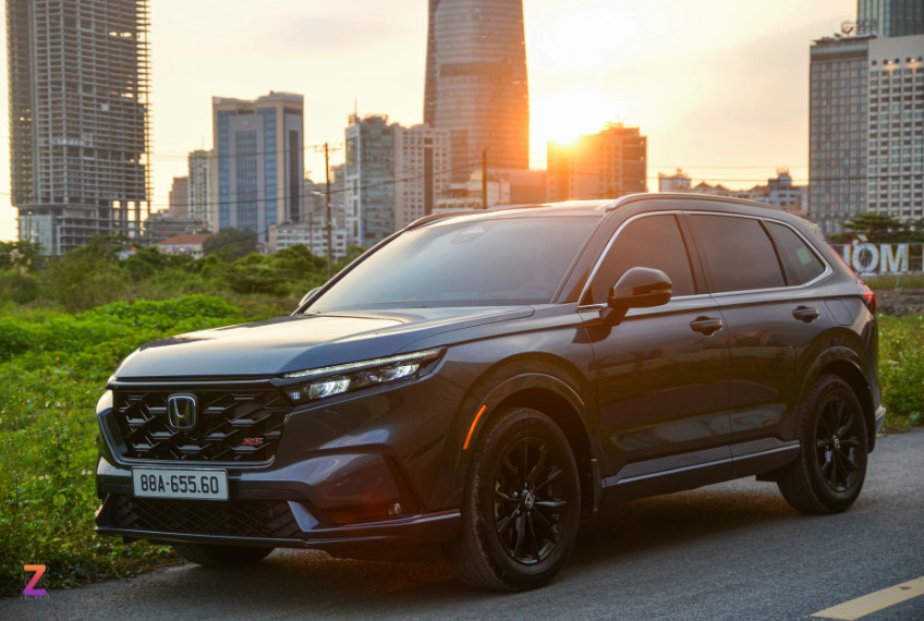 Cận cảnh Honda CR-V Hybrid bán tại Việt Nam, SUV 5 chỗ giá từ 1,259 tỷ